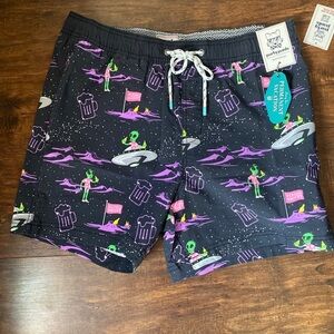 Brand new short. Shorts with tag. Size large . Black color cool design.